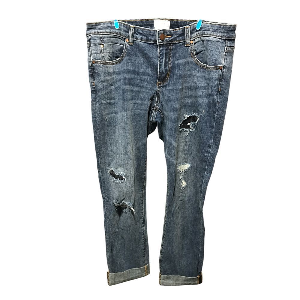 Calson‎ Blue Denim distressed sound  Capri Pants